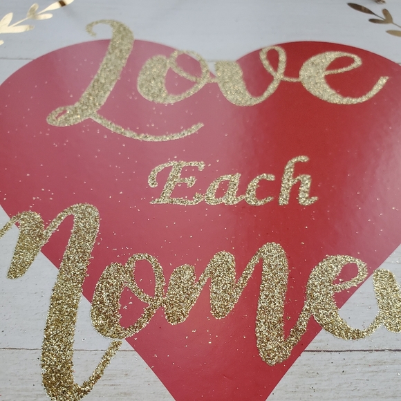 Valentine's day decor - Picture 2 of 5